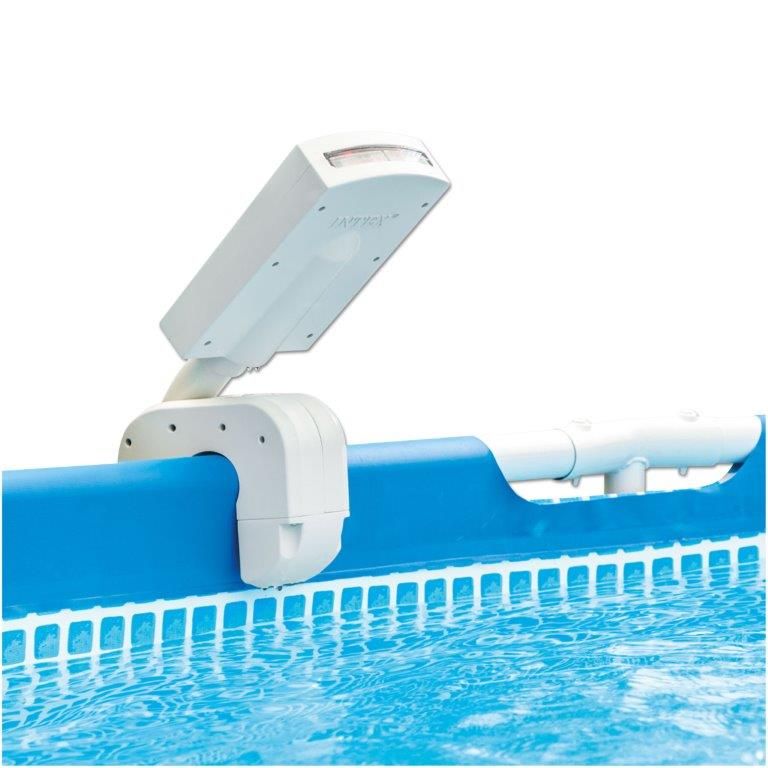 משחקים ואביזרי בריכה