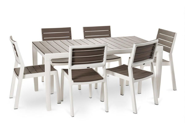 פינות אוכל פלסטיק